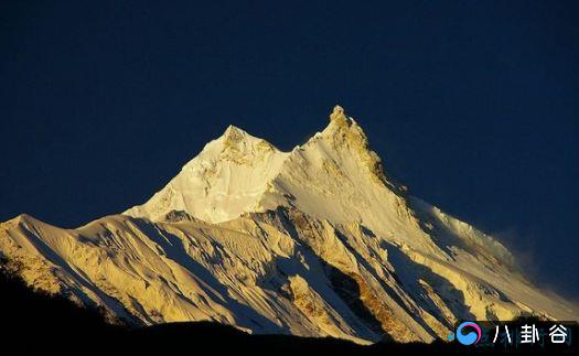世界十大高峰 珠穆朗玛峰高8844米